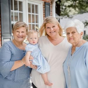 Meet your Posher, Emily